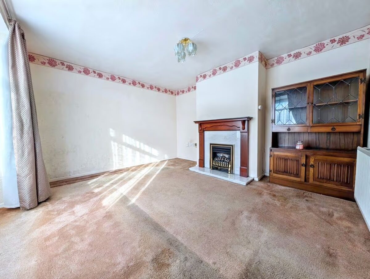 Living room before refurbishment